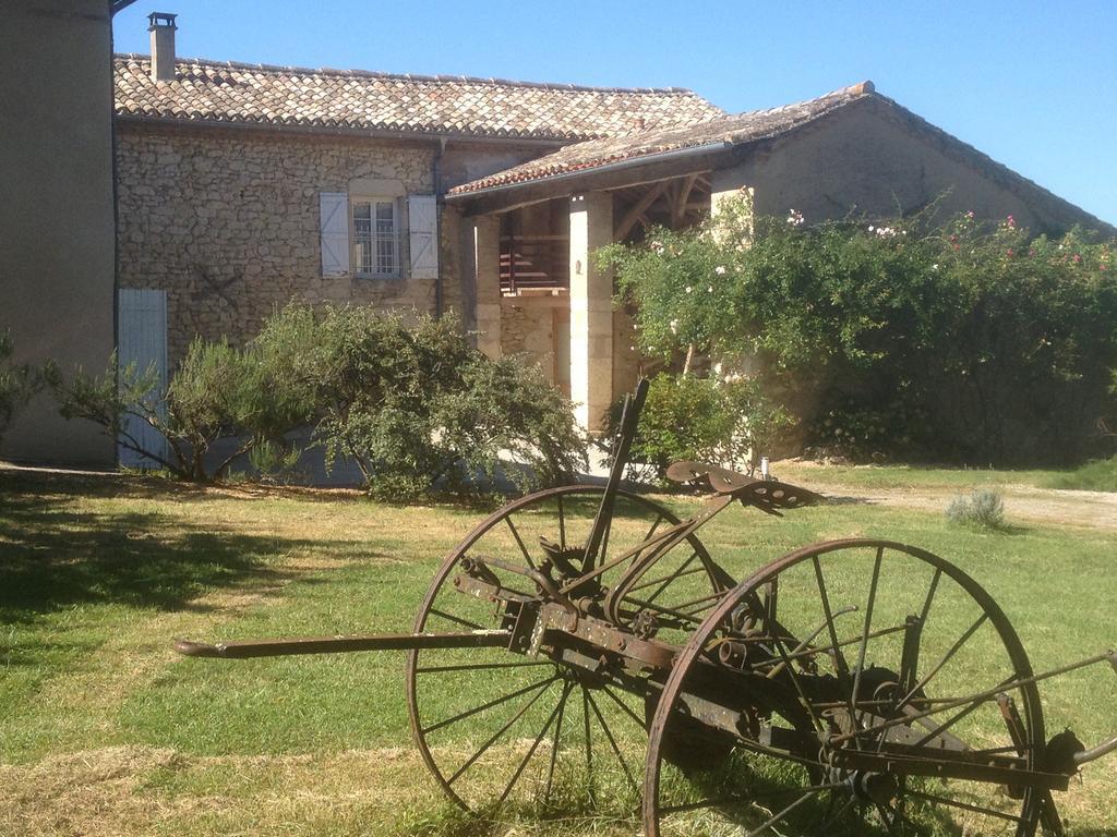 Chambres D'Hotes Le Val De La Garenne Senouillac Exterior photo